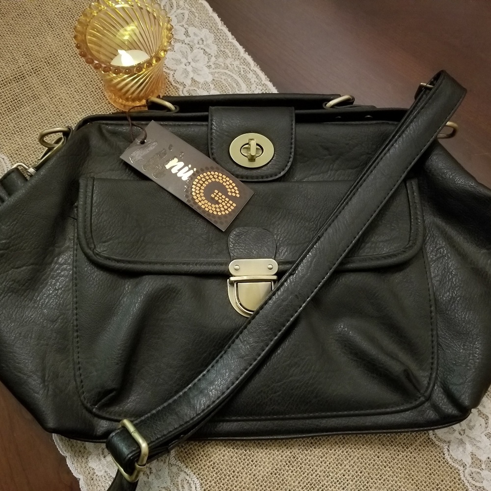 Modcloth Doctor Bag